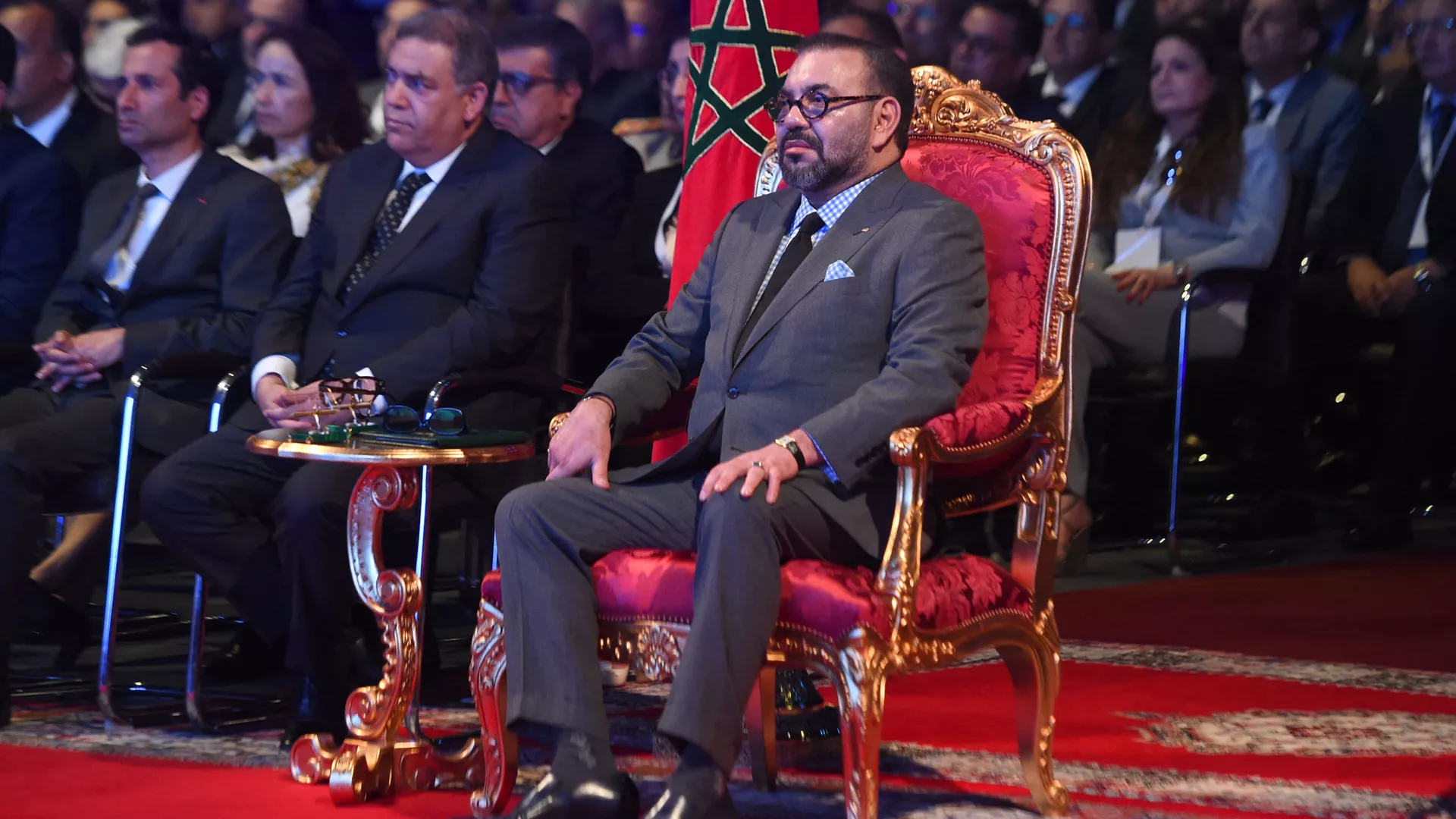 Le roi Mohammed VI aurait refusé l'invitation à dîner de Macron